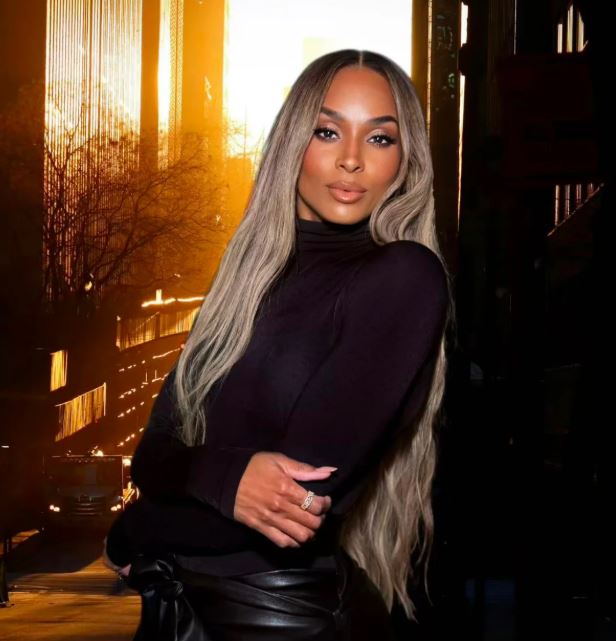 Alba Bronde Balayage Glueless Wig 180% Density